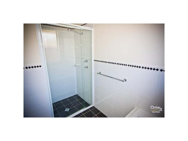 8 Kaurna Avenue, Aldinga Beach SA 5173