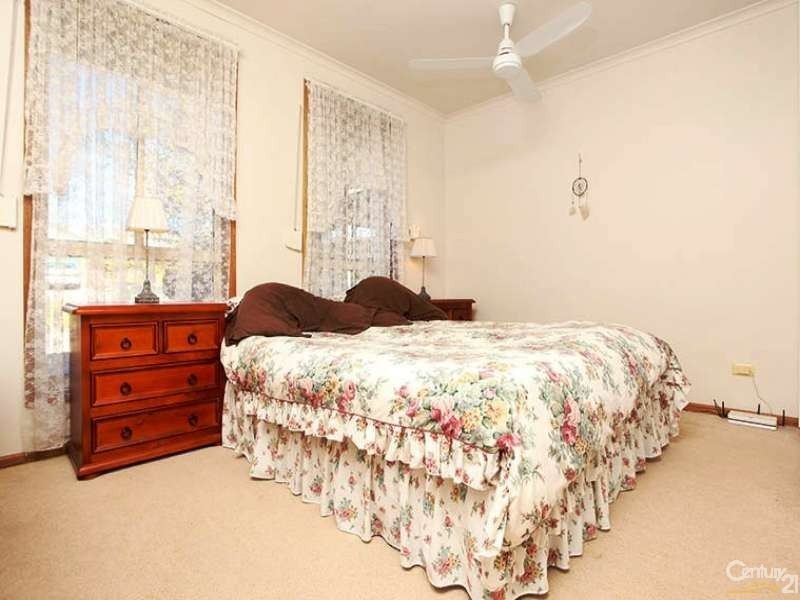 44 Bordeaux Drive, Woodcroft SA 5162