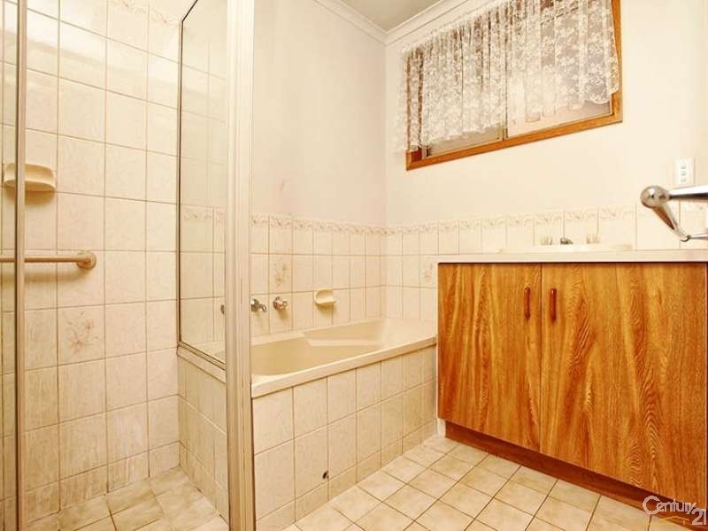 44 Bordeaux Drive, Woodcroft SA 5162