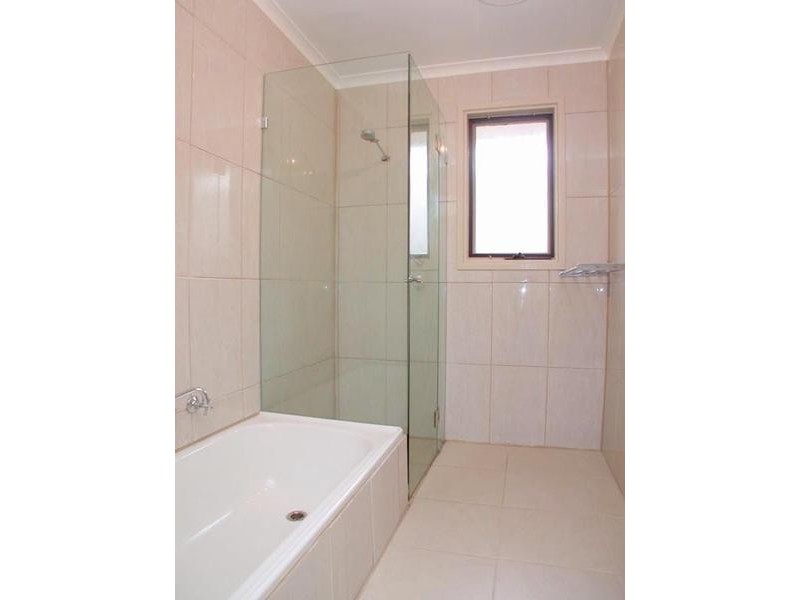 21 Plum Tree Cres, Huntfield Heights SA 5163