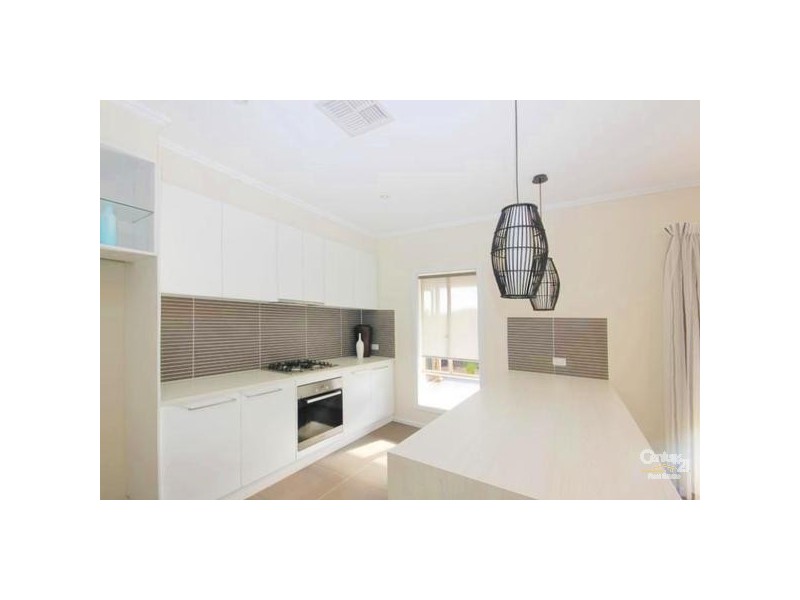 15 Crompton Drive, Woodville SA 5011