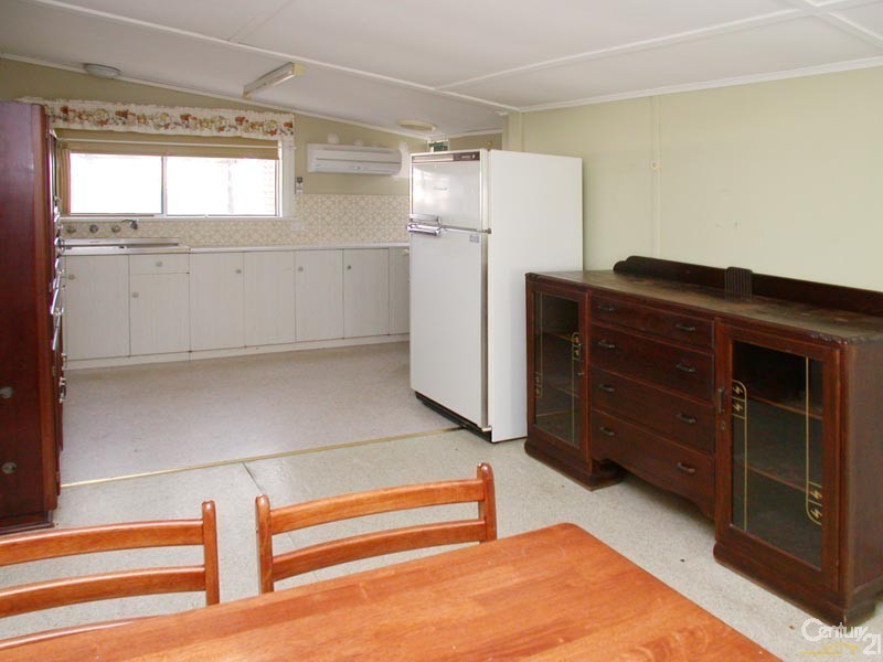 9 Saltash Avenue, Christies Beach SA 5165