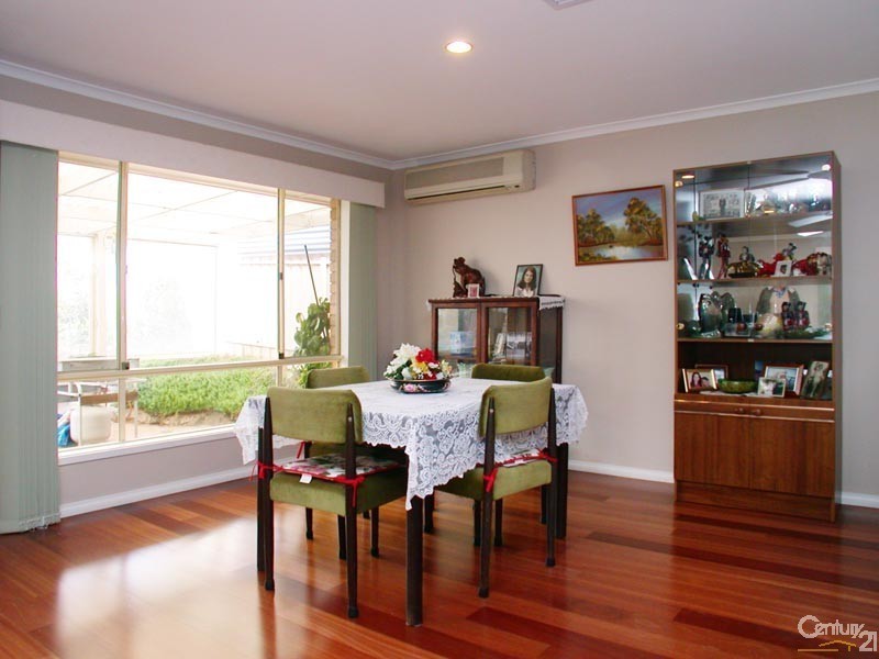 6 Crestview Lane, Hackham SA 5163
