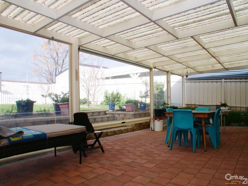 6 Crestview Lane, Hackham SA 5163