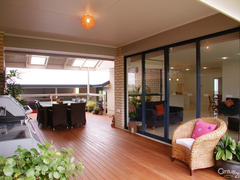 30 Cairns Way, Seaford Rise SA 5169