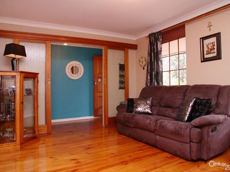 5 Edna Court, Hackham SA 5163