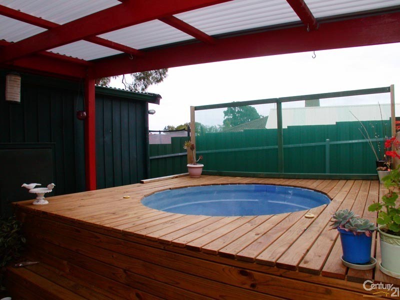 5 Edna Court, Hackham SA 5163