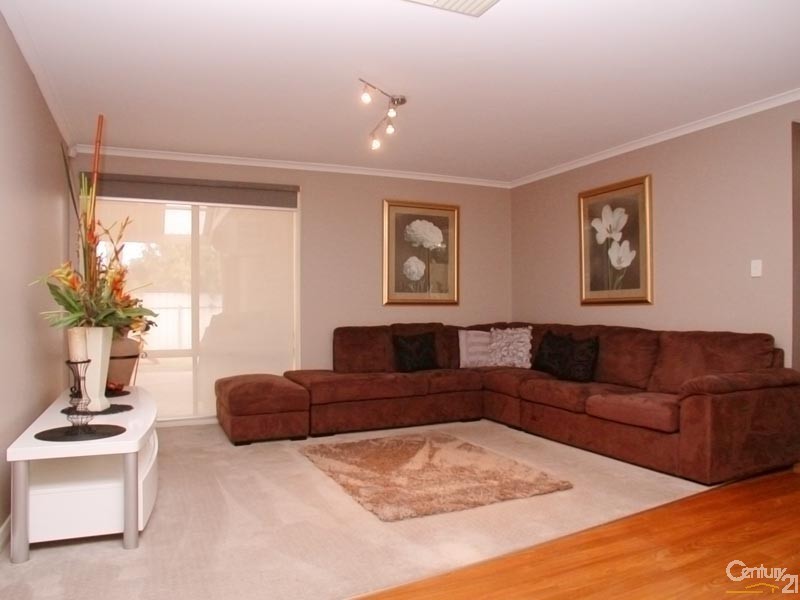 29 Zabica Avenue, Woodcroft SA 5162