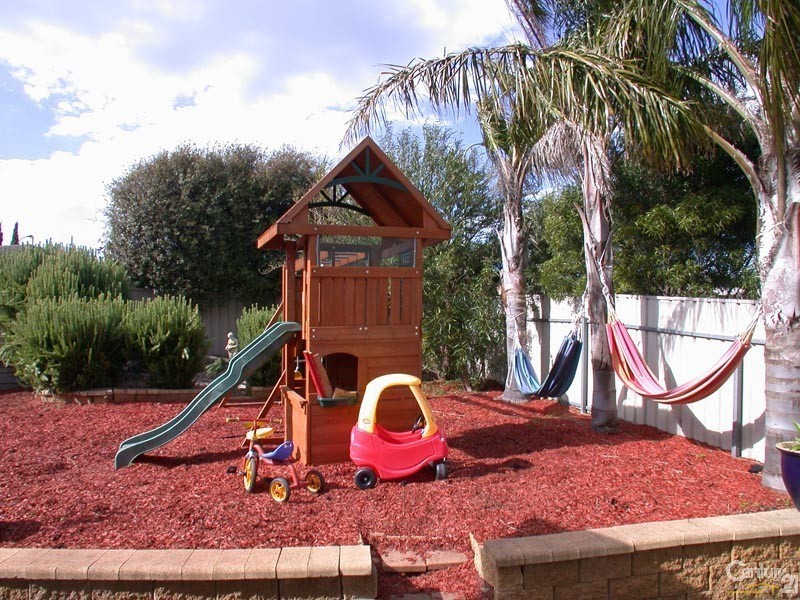 29 Zabica Avenue, Woodcroft SA 5162