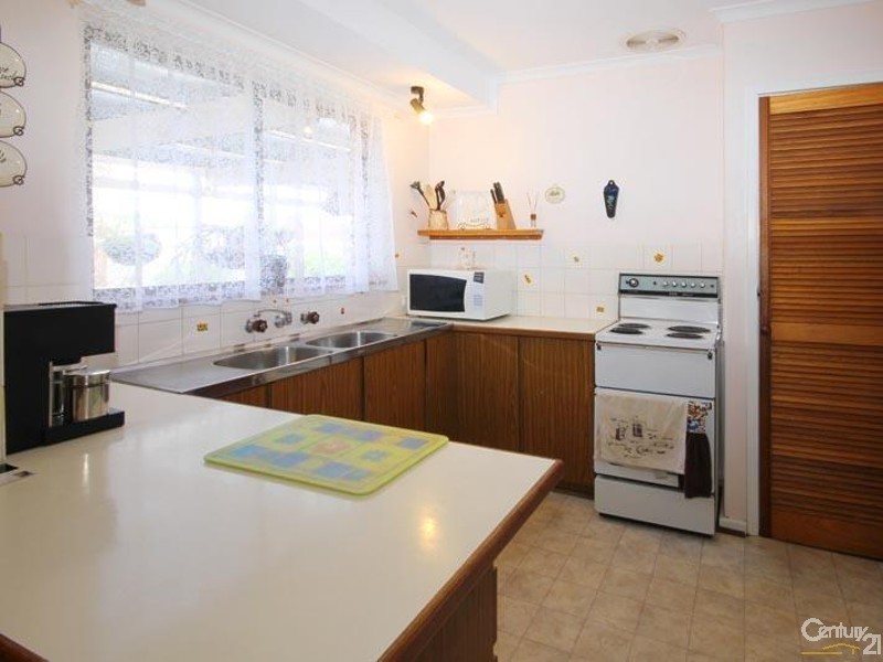6 Plimsoll Road, Seaford SA 5169