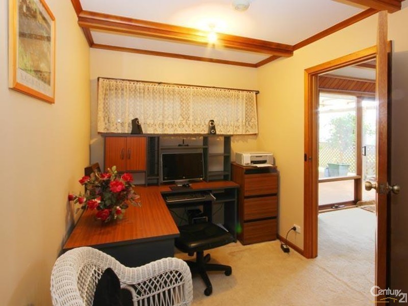 6 Plimsoll Road, Seaford SA 5169