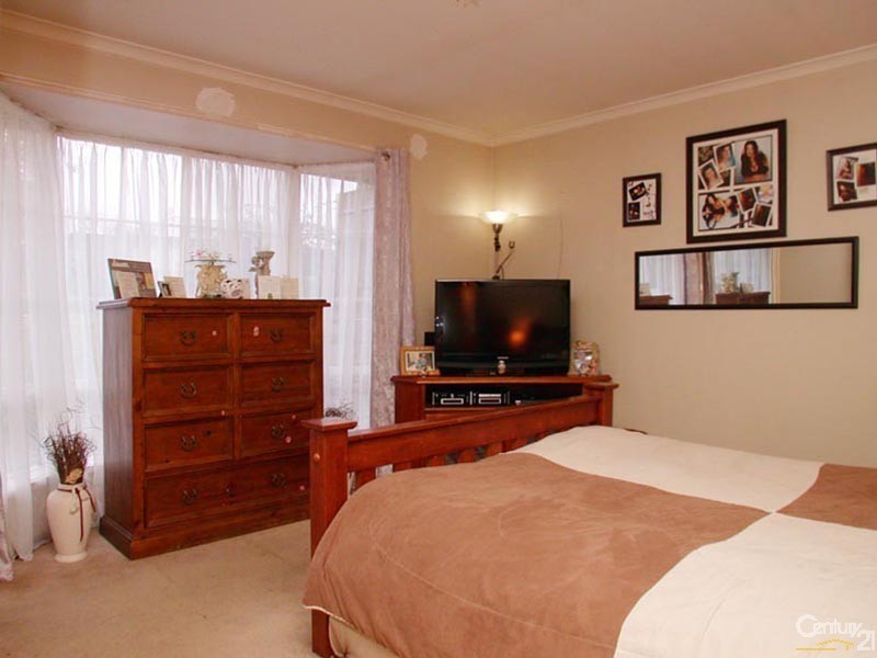 33 Babbacombe Drive, Moana SA 5169