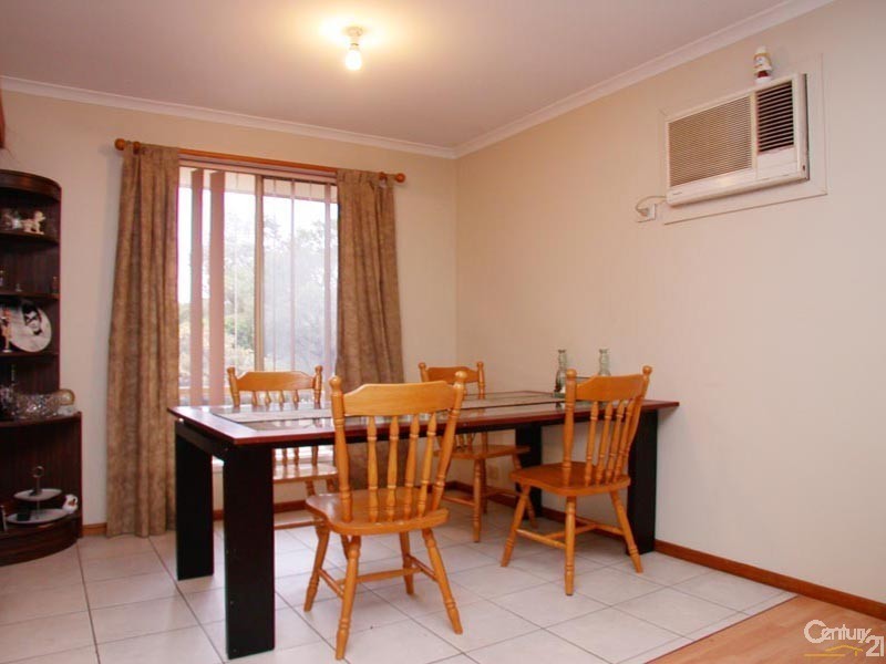 33 Babbacombe Drive, Moana SA 5169