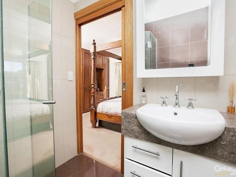 6 Thaxted Court, Morphett Vale SA 5162