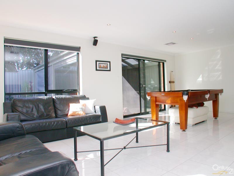 24 Cabernet Close, Old Reynella SA 5161