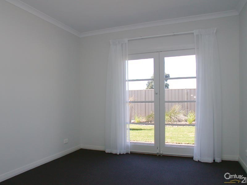 24 Pineview Close, Old Reynella SA 5161