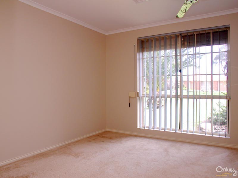 9 Ballina Court, Huntfield Heights SA 5163