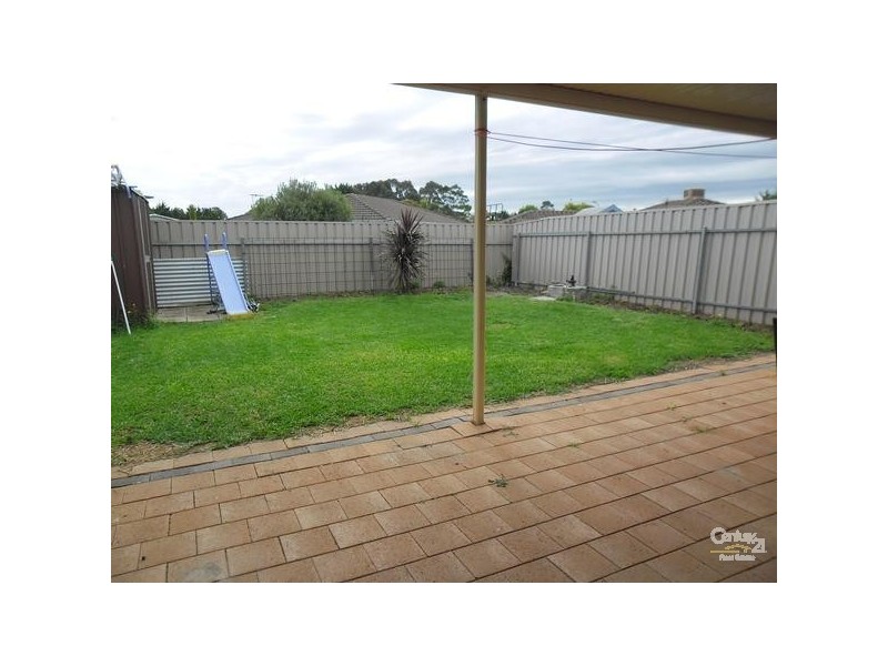 9 Tina Way, Morphett Vale SA 5162