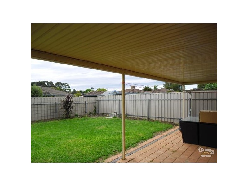 9 Tina Way, Morphett Vale SA 5162