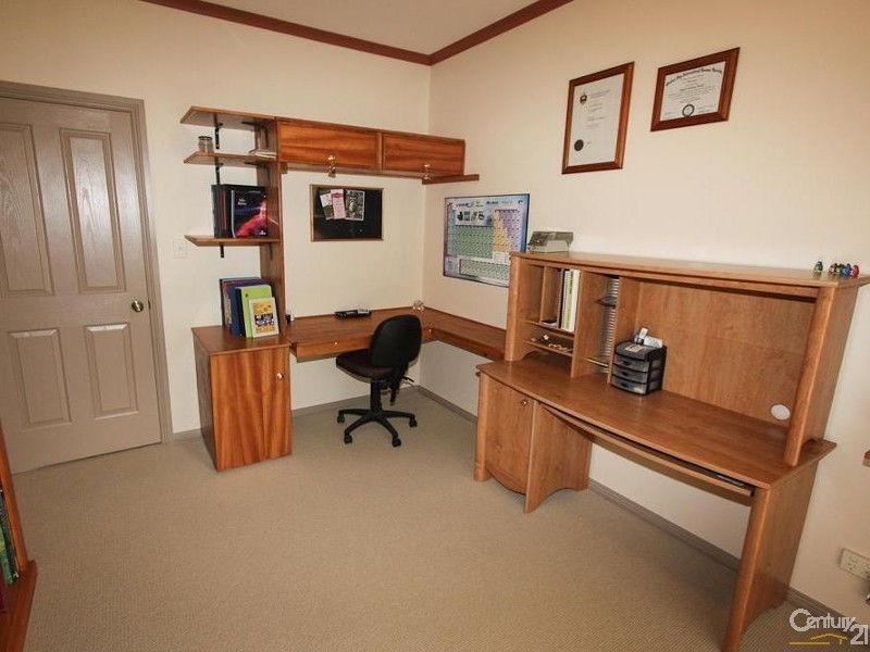 5 Albert Tce, Morphett Vale SA 5162