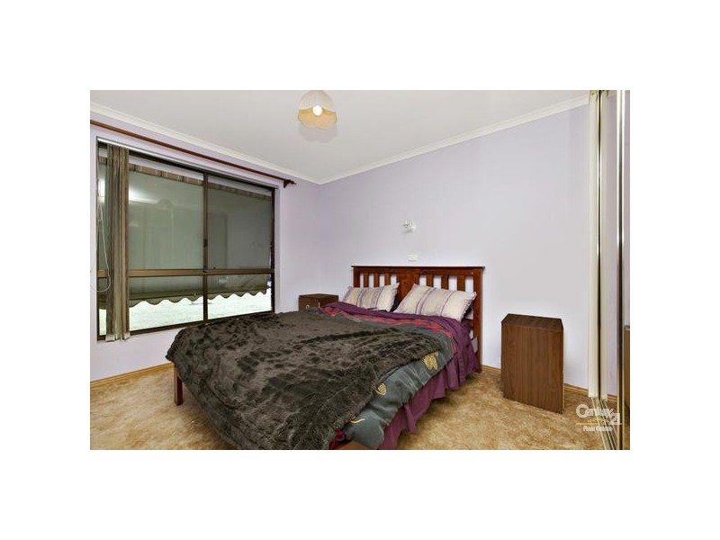 7 Kuantan Drive, Aberfoyle Park SA 5159