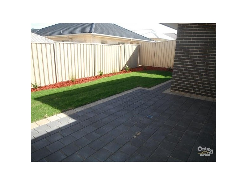 32 Cordage Court, Seaford Meadows SA 5169