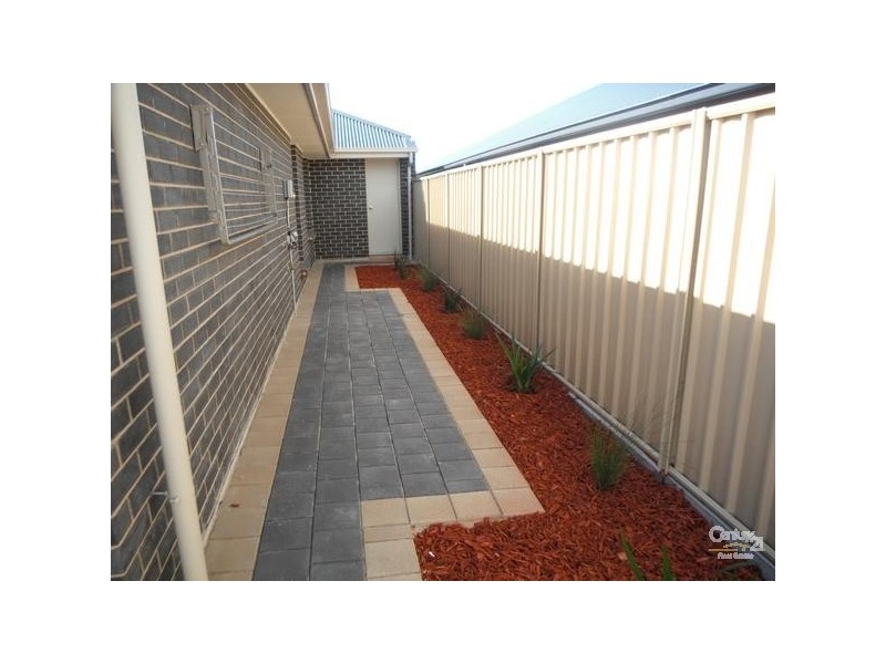 32 Cordage Court, Seaford Meadows SA 5169