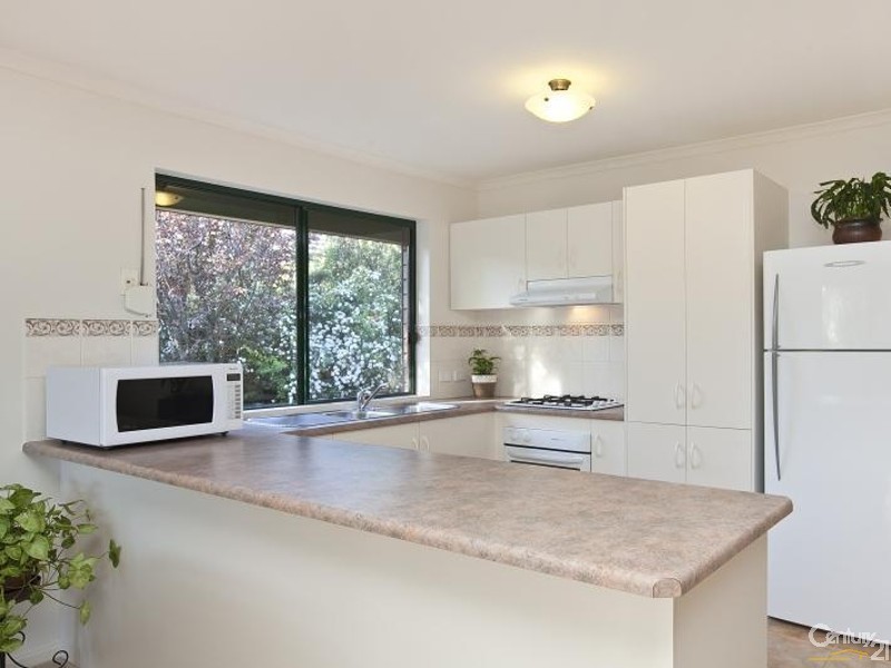 5 Sovereign Drive, Woodcroft SA 5162