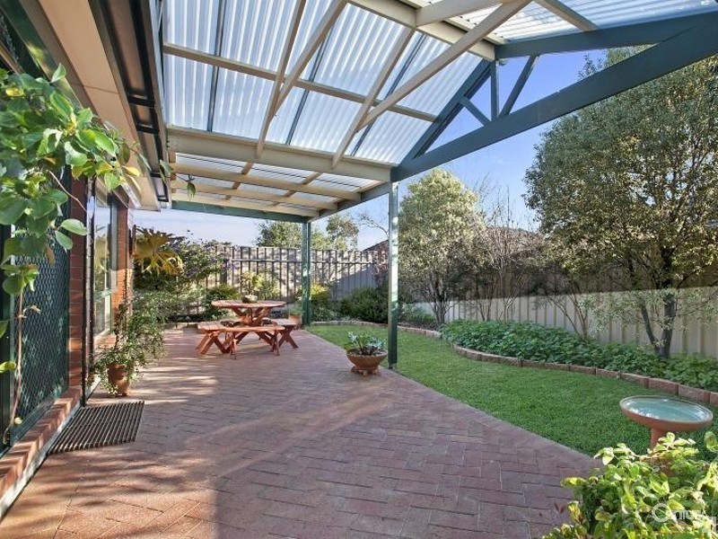 5 Sovereign Drive, Woodcroft SA 5162