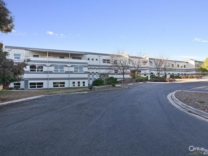 5 Sovereign Drive, Woodcroft SA 5162