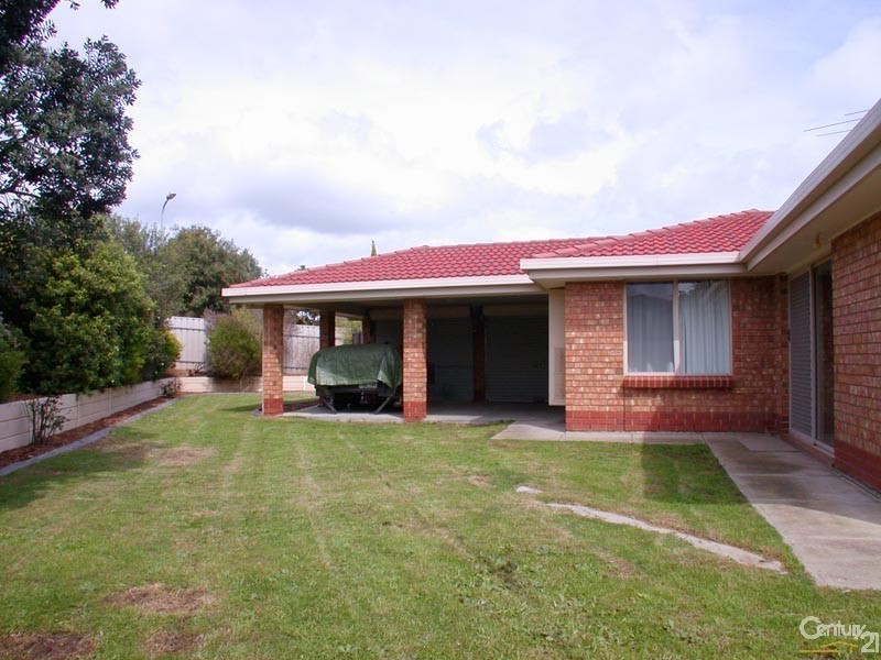 23 Allman Ave, Woodcroft SA 5162