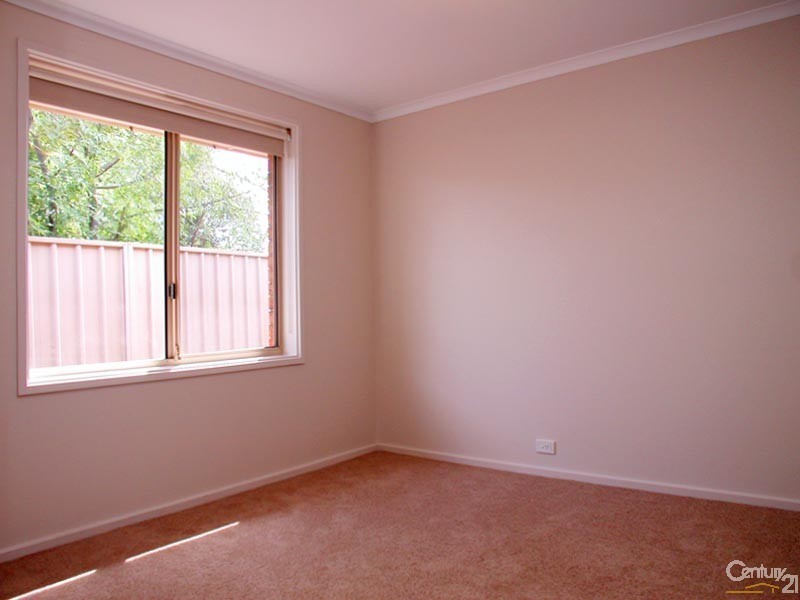 23 Allman Ave, Woodcroft SA 5162