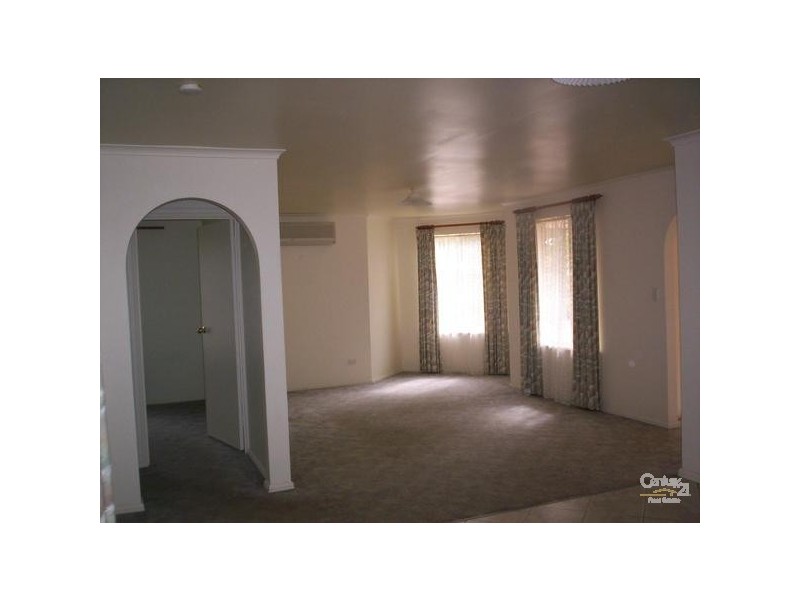 37 Farnsworth Drive, Morphett Vale SA 5162