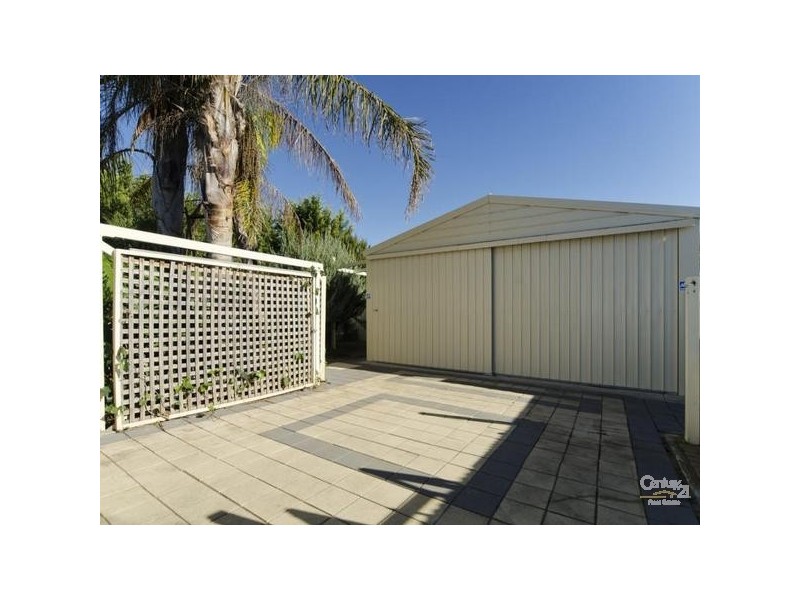 8 Humphrys Road, Aldinga Beach SA 5173