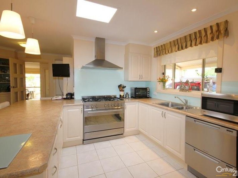 26 Marana Avenue, Morphett Vale SA 5162