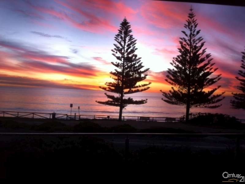 21B Esplanade, Christies Beach SA 5165