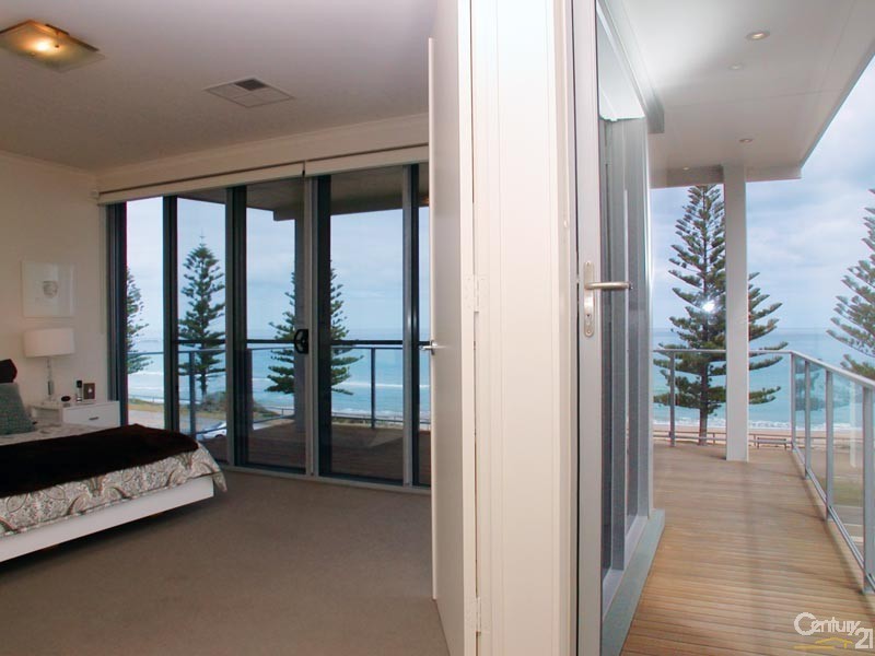 21B Esplanade, Christies Beach SA 5165