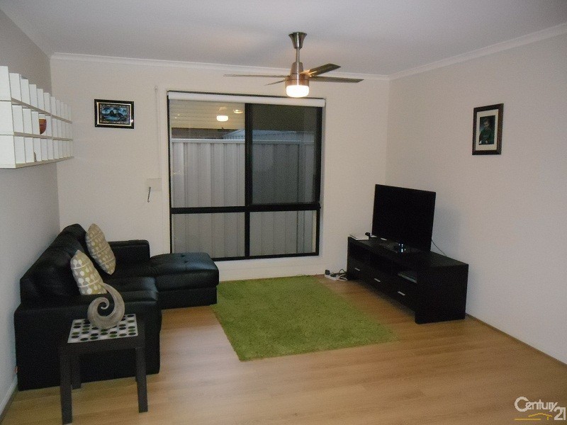 30 Barracoota Crescent, Aldinga Beach SA 5173