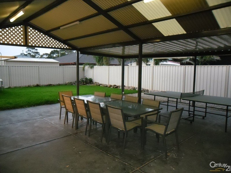 30 Barracoota Crescent, Aldinga Beach SA 5173