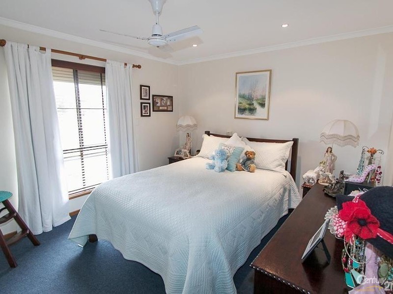 2-16 Helmsman Terrace, Seaford SA 5169