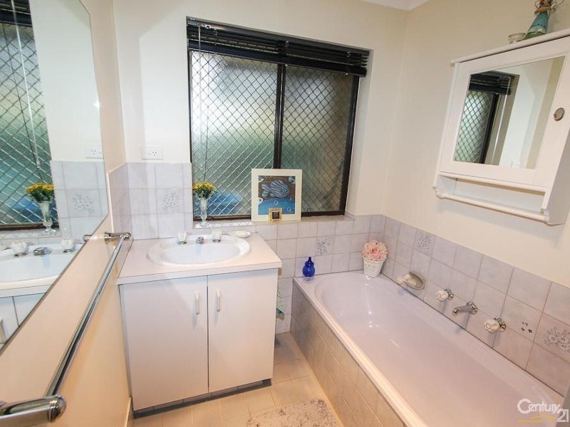 2-16 Helmsman Terrace, Seaford SA 5169