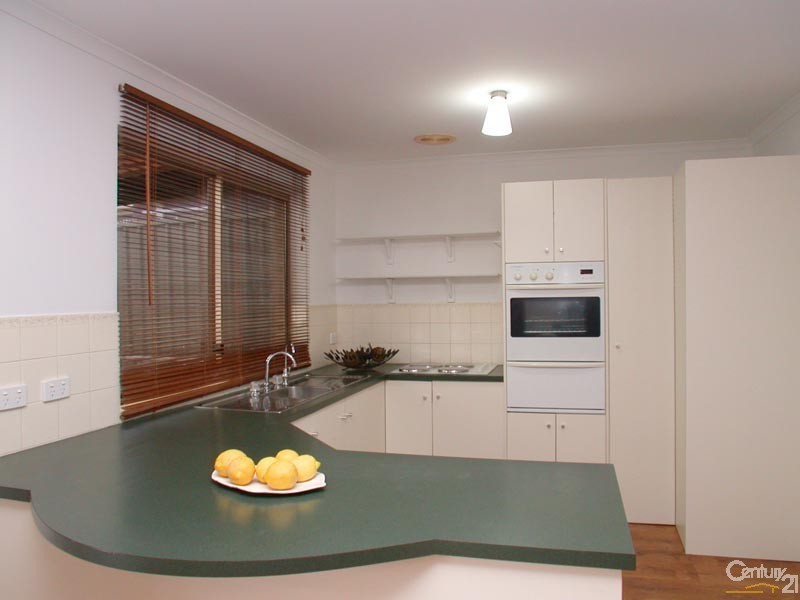 33 Homestead Drive, Aberfoyle Park SA 5159