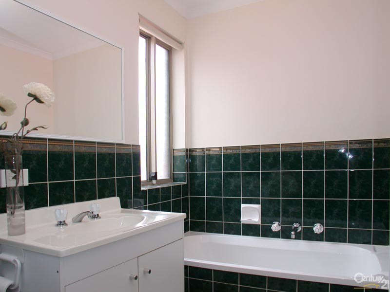 33 Homestead Drive, Aberfoyle Park SA 5159