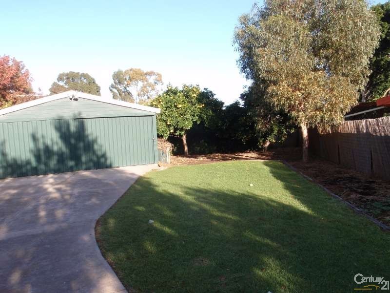 77 Glynville Drive, Hackham West SA 5163