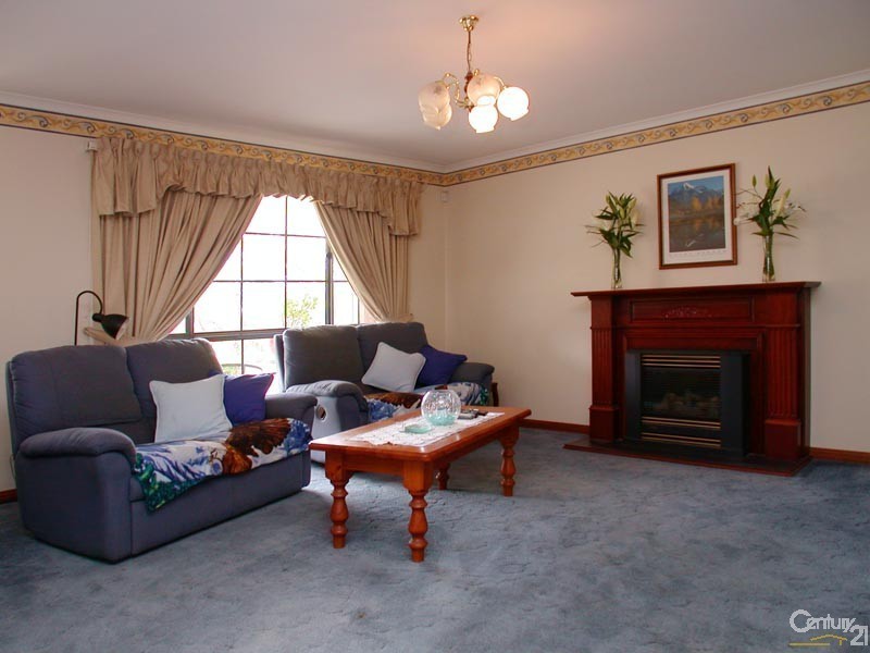 60 River Road, Port Noarlunga SA 5167