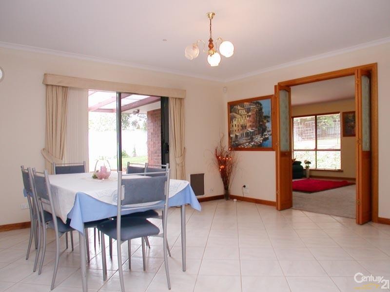 60 River Road, Port Noarlunga SA 5167