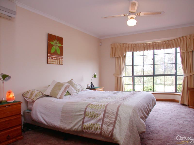 60 River Road, Port Noarlunga SA 5167