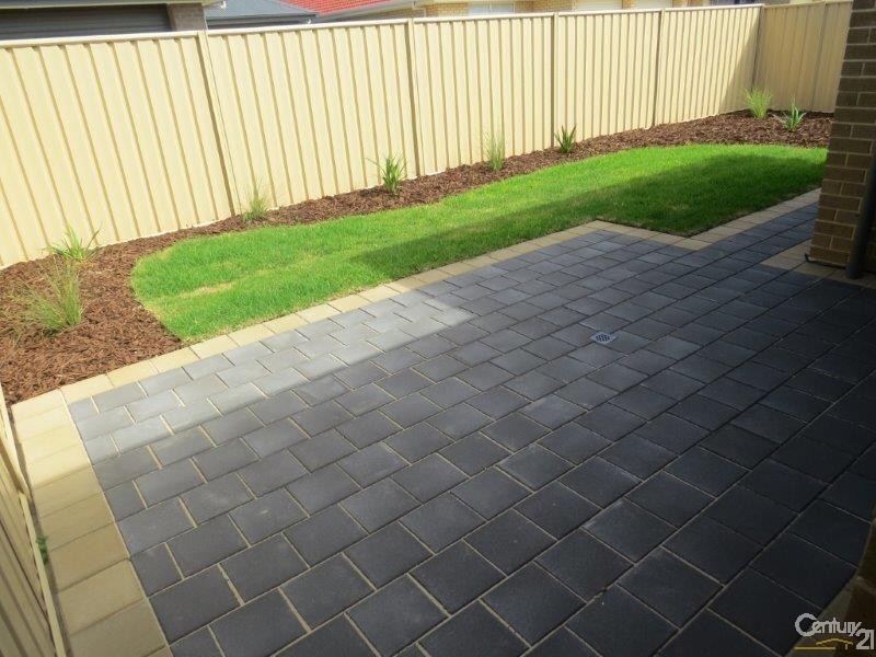 18 Nova Defense Drive, Seaford Meadows SA 5169