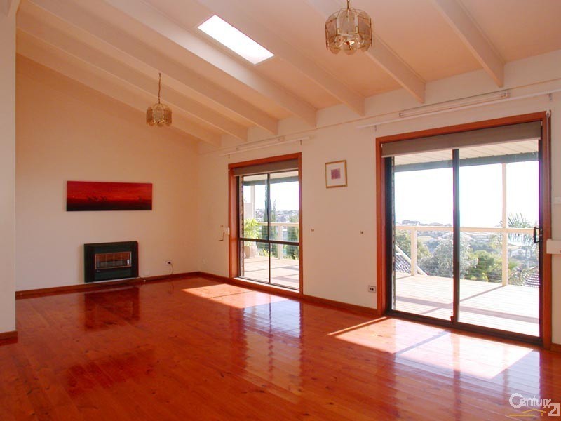 13 Mayflower Crescent, Hallett Cove SA 5158