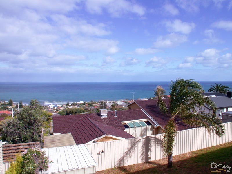 13 Mayflower Crescent, Hallett Cove SA 5158